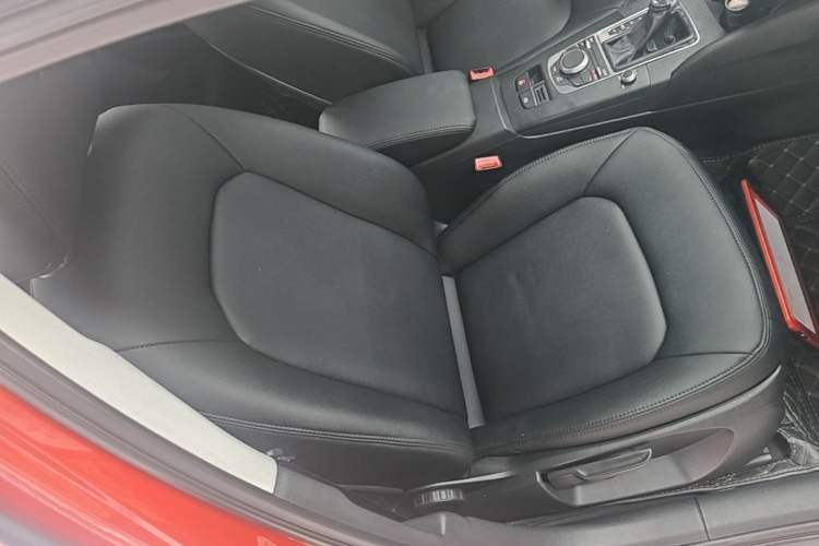 Used Audi A3 2014 Sportback 35 TFSI Automatic Style Edition Right Front Seat