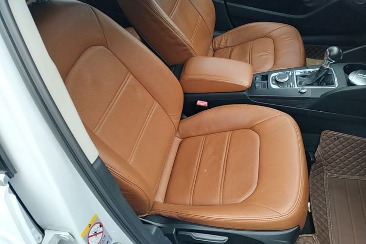 Used Audi A3 2014 Sportback 35 TFSI Automatic Style Edition Right Front Seat