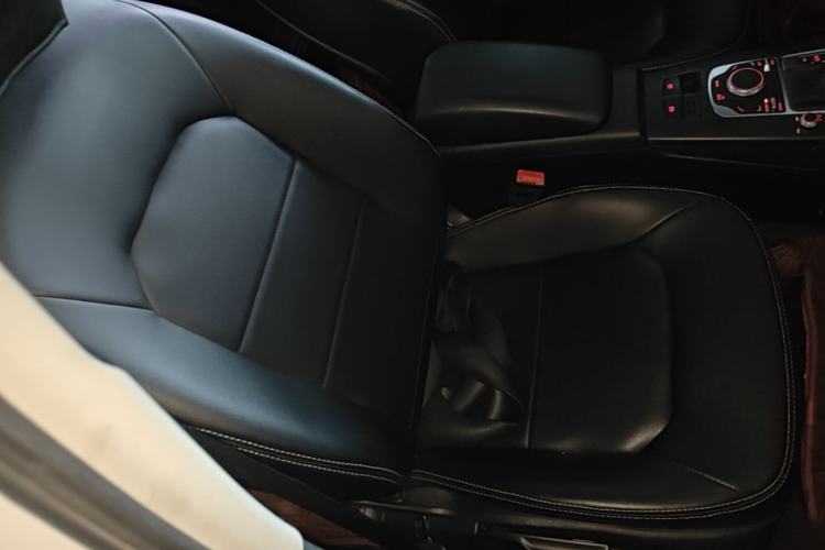Used Audi A3 2014 Limousine 35 TFSI Automatic Advanced Model Right Front Seat