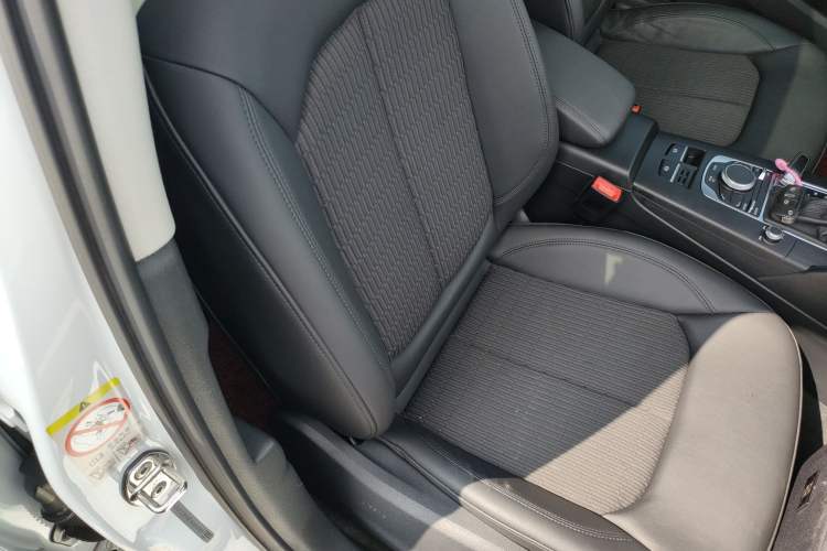 Used Audi A3 2014 Sportback 40 TFSI S line Comfort Model Right Front Seat