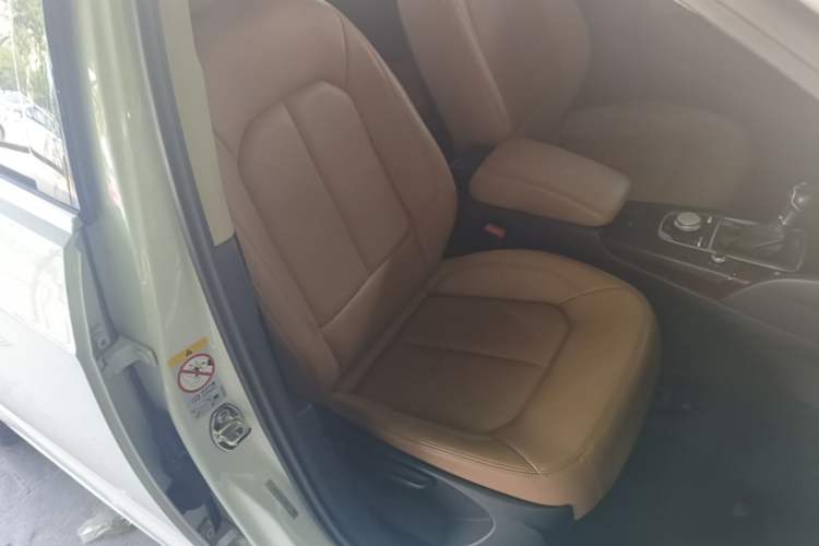 Used Audi A3 2014 Sportback 35 TFSI Automatic Style Edition Right Front Seat