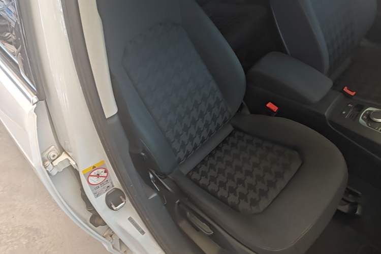 Used Audi A3 2014 Sportback 35 TFSI Automatic Style Edition Right Front Seat