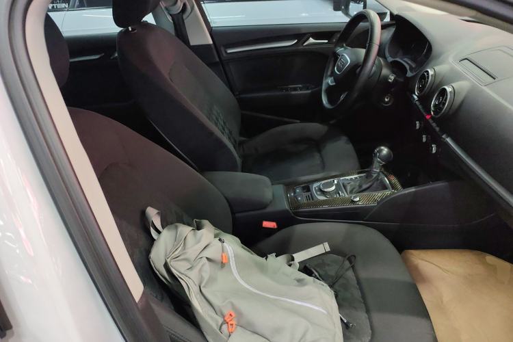 Used Audi A3 2014 Sportback 35 TFSI Automatic Ambition Edition Right Front Seat