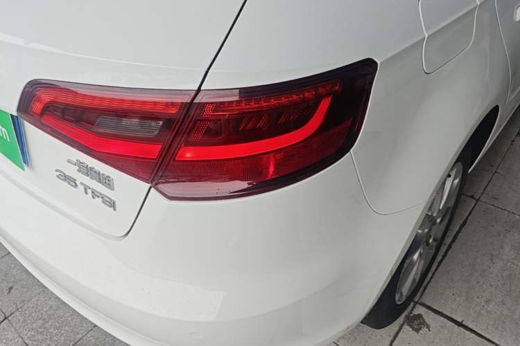 Used Audi A3 2014 Sportback 35 TFSI Automatic Style Edition Right Rear Taillight