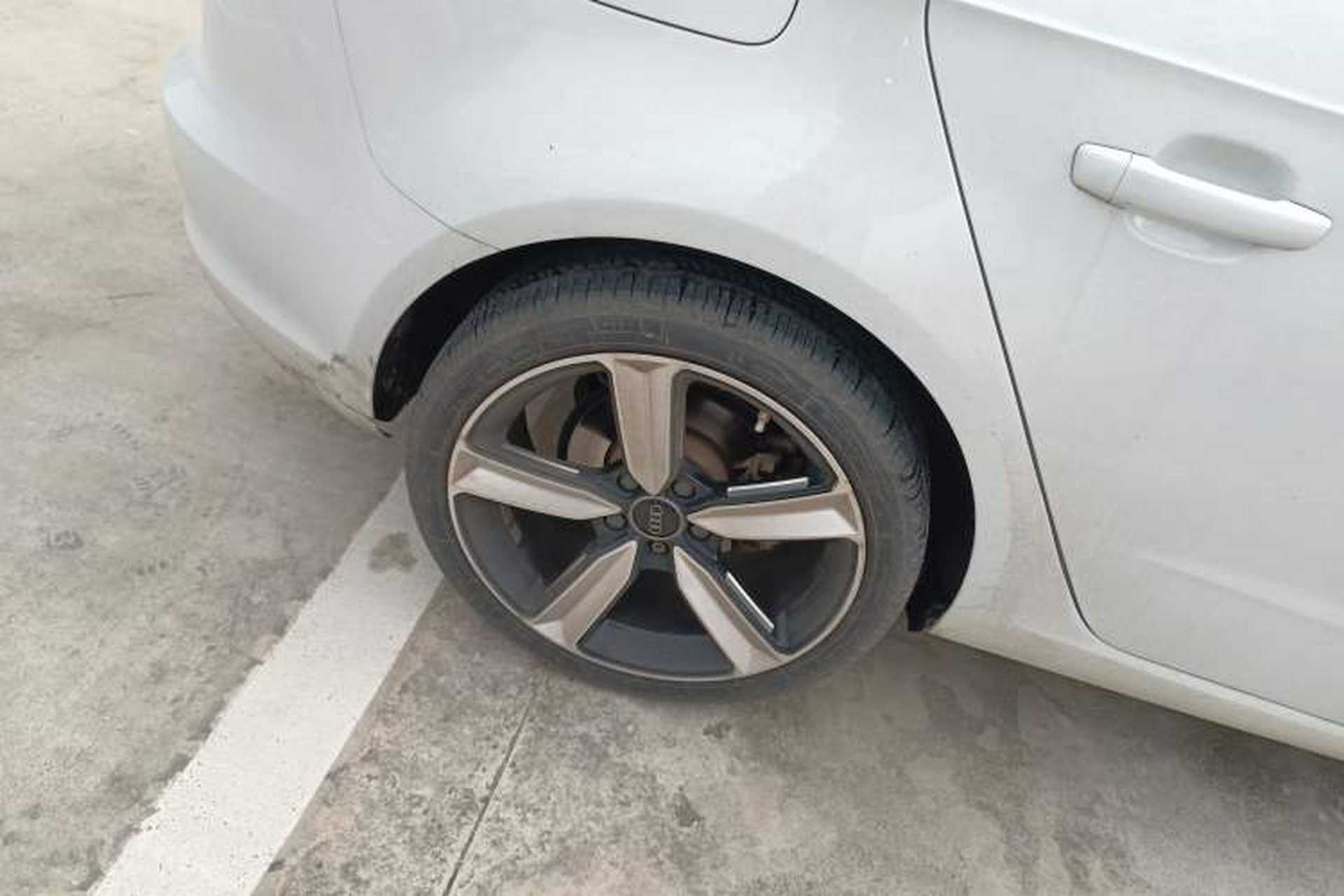 Used Audi A3 2014 Sportback 35 TFSI Automatic Style Edition Right Rear Wheel Hub