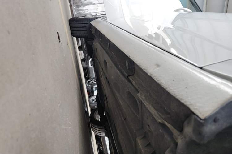 Used Audi A3 2014 Sportback 35 TFSI Automatic Comfort Model Right Side Sill