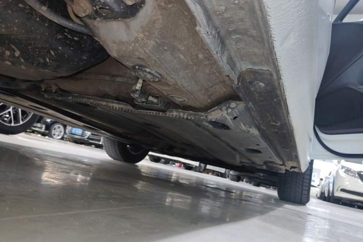 Used Audi A3 2014 Sportback 35 TFSI Automatic Ambition Edition Right Side Sill