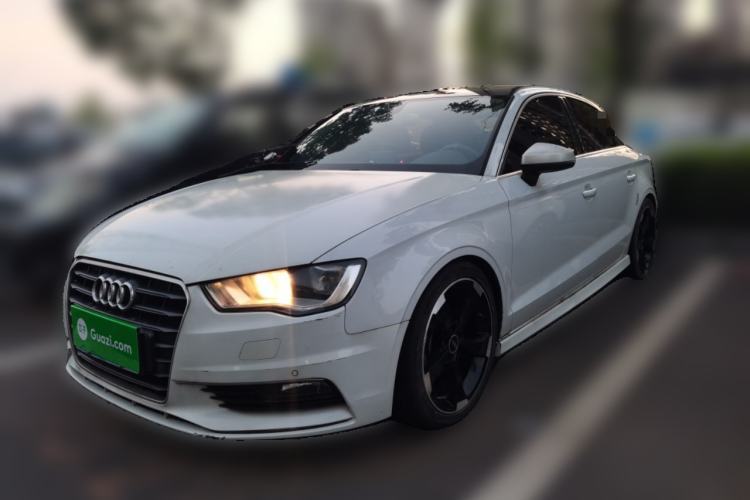Used Audi A3 2014 Limousine 35 TFSI Automatic Fashion Model Guazi used car, China used car export, Used car for sale, Used cars, Cheapest cars for sale