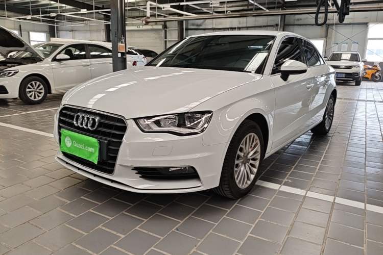 Used Audi A3 2014 Limousine 35 TFSI Automatic Advanced Model Guazi used car, China used car export, Used car for sale, Used cars, Cheapest cars for sale