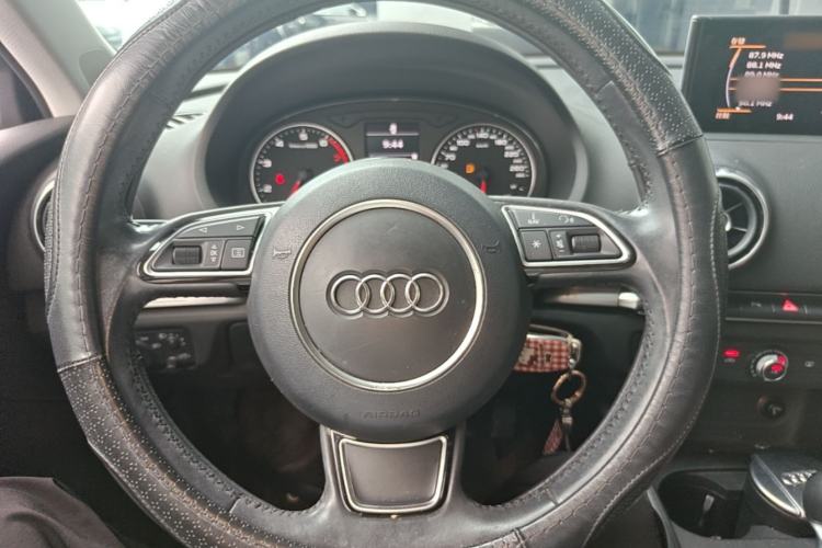 Used Audi A3 2014 Sportback 35 TFSI Automatic Style Edition Steering Wheel