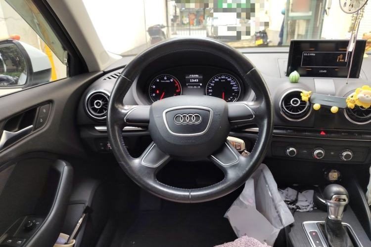 Used Audi A3 2014 Sportback 35 TFSI Automatic Ambition Edition Steering Wheel
