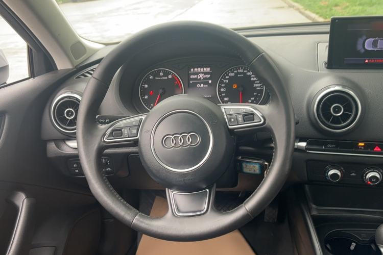 Used Audi A3 2014 Sportback 35 TFSI Automatic Style Edition Steering Wheel
