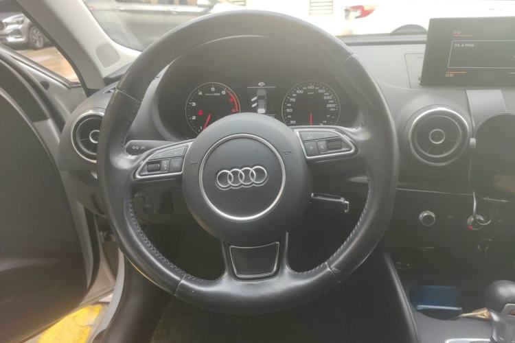 Used Audi A3 2014 Sportback 35 TFSI Automatic Style Edition Steering Wheel