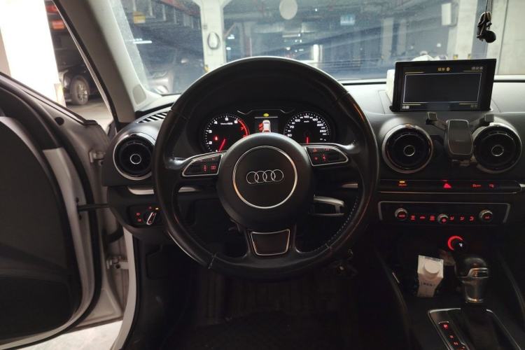 Used Audi A3 2014 Sportback 40 TFSI S line Comfort Model Steering Wheel