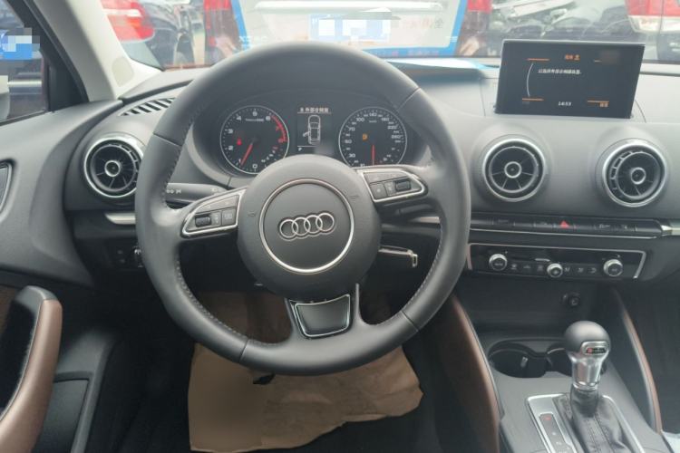 Used Audi A3 2014 Sportback 35 TFSI Automatic Comfort Model Steering Wheel