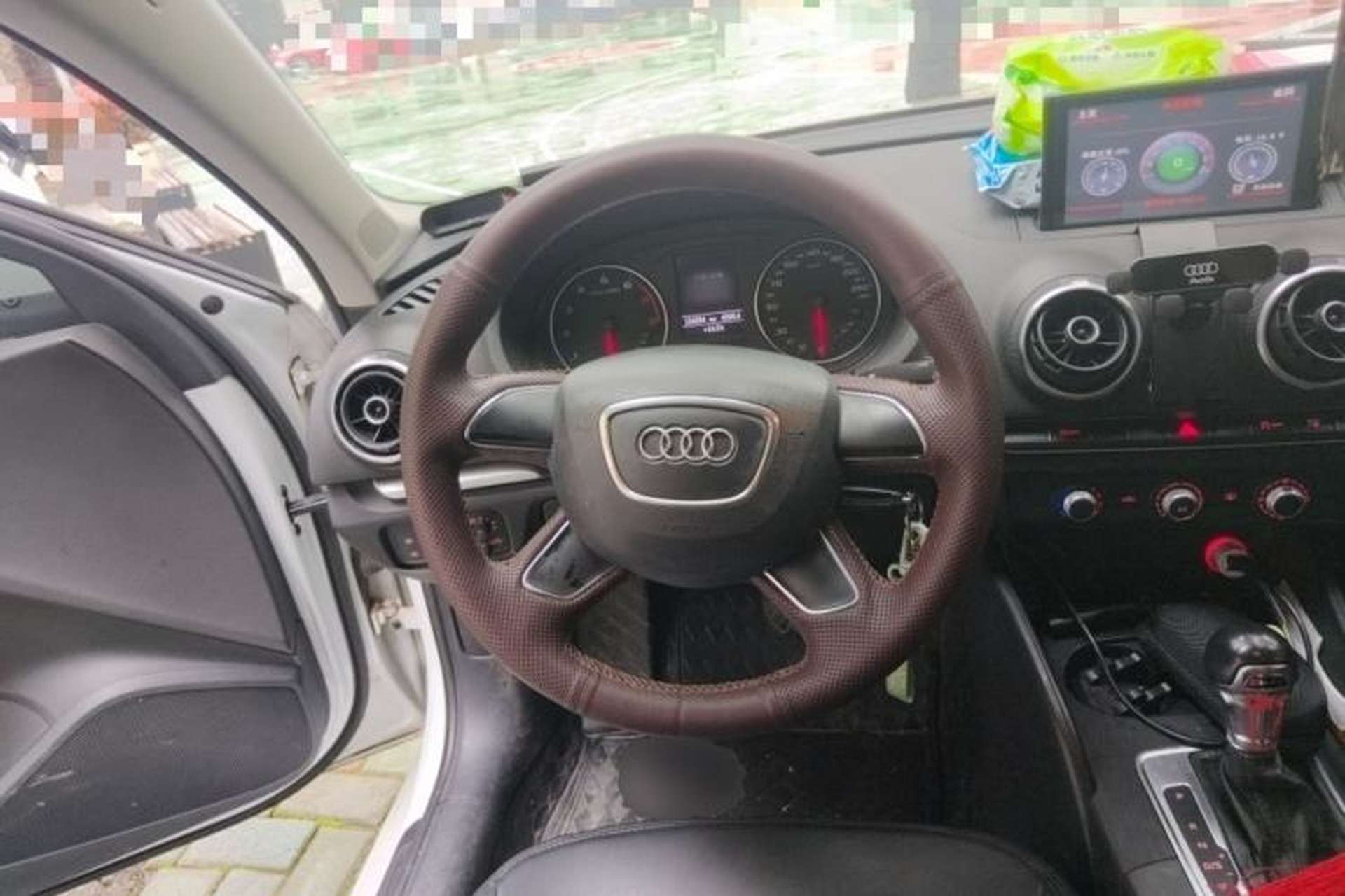 Used Audi A3 2014 Limousine 35 TFSI Automatic Advanced Model Steering Wheel