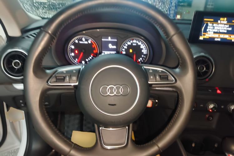 Used Audi A3 2014 Sportback 35 TFSI Automatic Style Edition Steering Wheel