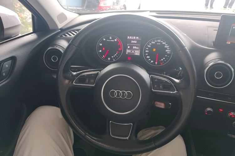 Used Audi A3 2014 Sportback 35 TFSI Automatic Style Edition Steering Wheel
