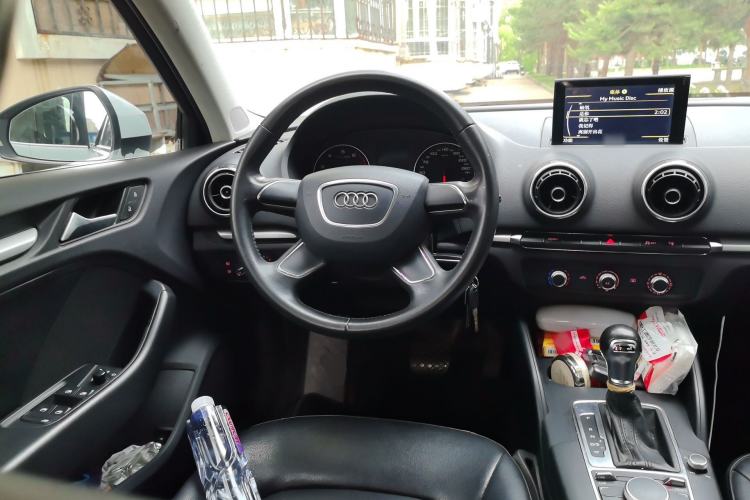 Used Audi A3 2014 Sportback 35 TFSI Automatic Ambition Edition Steering Wheel