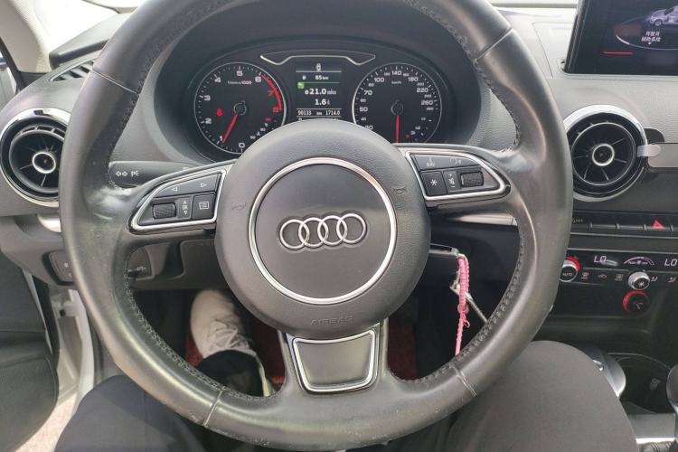 Used Audi A3 2014 Sportback 40 TFSI S line Comfort Model Steering Wheel
