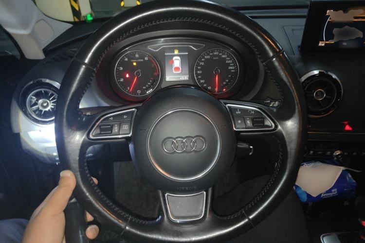 Used Audi A3 2014 Sportback 40 TFSI S line Comfort Model Steering Wheel