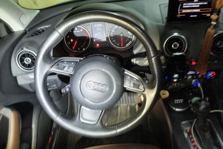 Used Audi A3 2014 Sportback 35 TFSI Automatic Comfort Model Steering Wheel