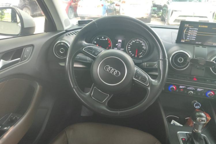 Used Audi A3 2014 Sportback 35 TFSI Automatic Comfort Model Steering Wheel