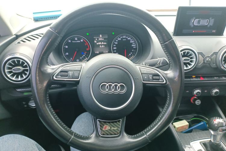 Used Audi A3 2014 Sportback 35 TFSI Automatic Style Edition Steering Wheel