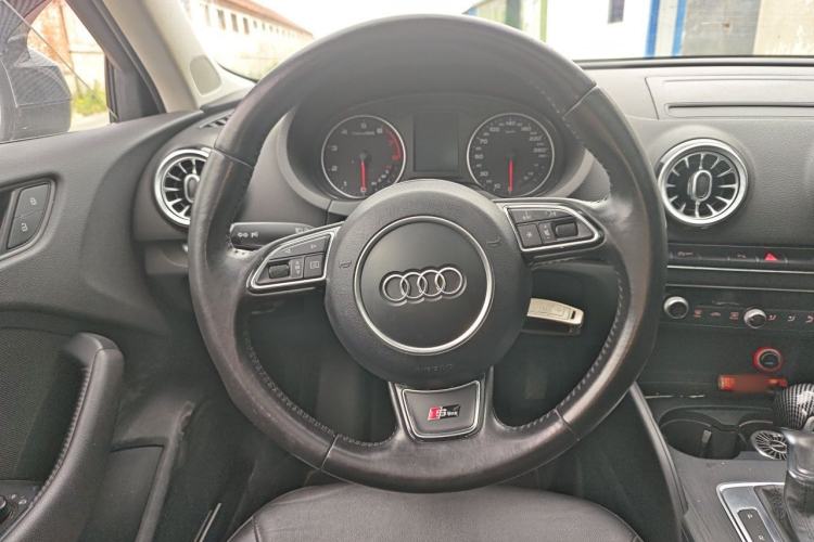 Used Audi A3 2014 Sportback 35 TFSI Automatic Comfort Model Steering Wheel