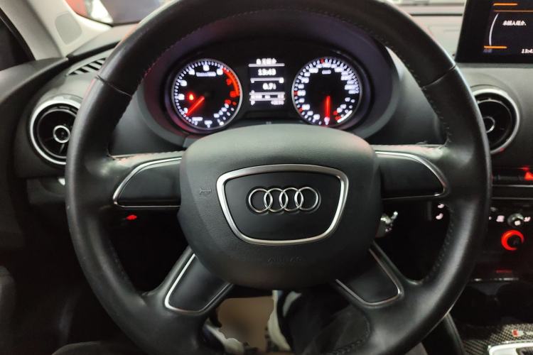 Used Audi A3 2014 Sportback 35 TFSI Automatic Ambition Edition Steering Wheel