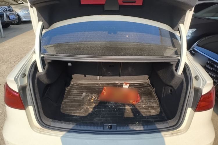 Used Audi A3 2014 Limousine 40 TFSI S line Comfort Model Trunk