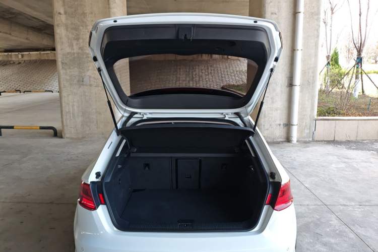 Used Audi A3 2014 Sportback 35 TFSI Automatic Style Edition Trunk
