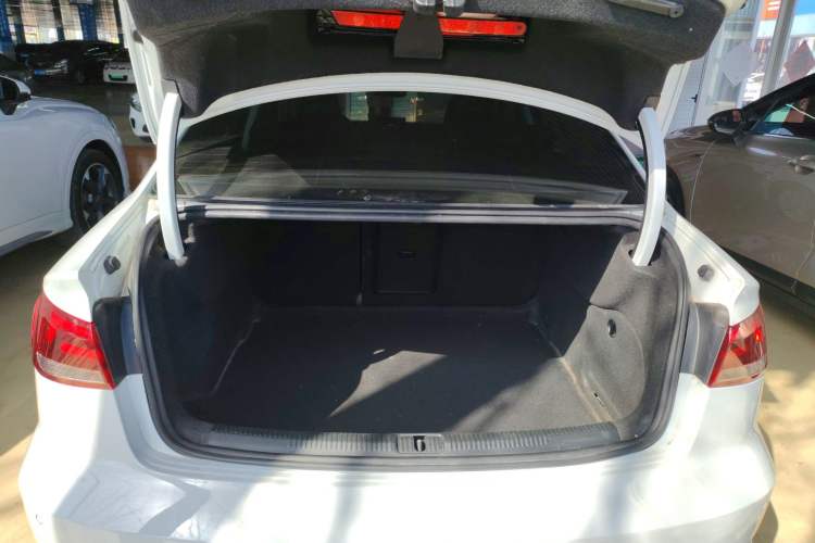 Used Audi A3 2014 Limousine 35 TFSI Automatic Advanced Model Trunk