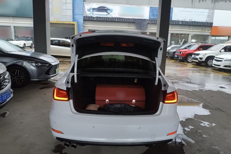 Used Audi A3 2014 Limousine 35 TFSI Automatic Comfort Model Trunk