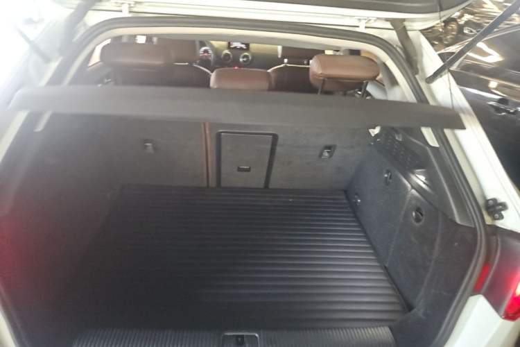 Used Audi A3 2014 Sportback 35 TFSI Automatic Style Edition Trunk