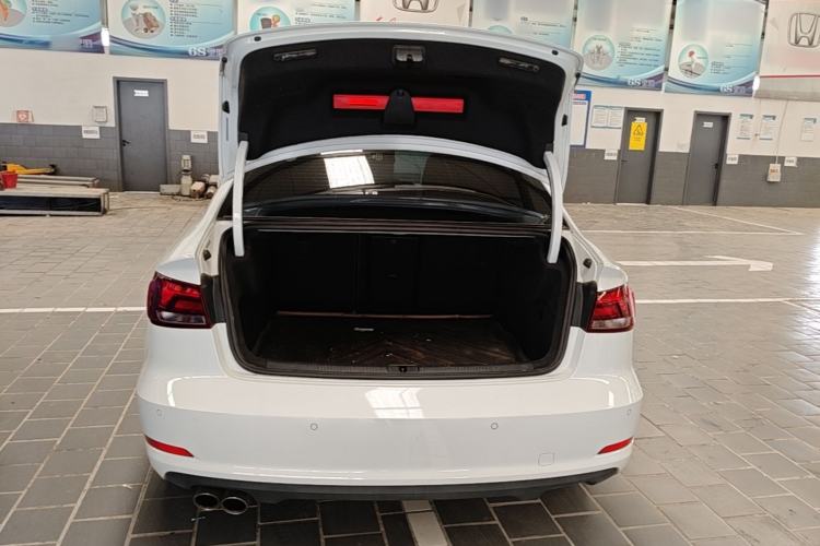 Used Audi A3 2014 Limousine 35 TFSI Automatic Advanced Model Trunk