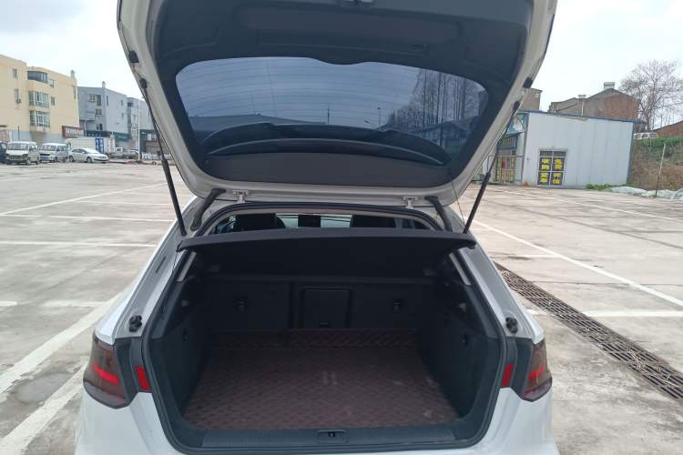 Used Audi A3 2014 Sportback 35 TFSI Automatic Style Edition Trunk