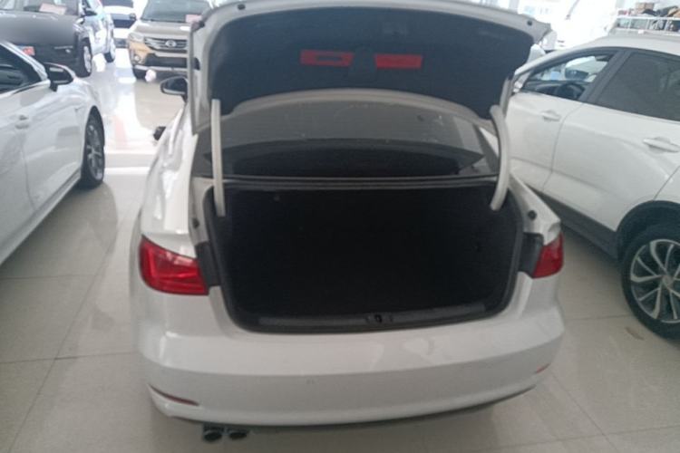 Used Audi A3 2014 Limousine 35 TFSI Automatic Comfort Model Trunk