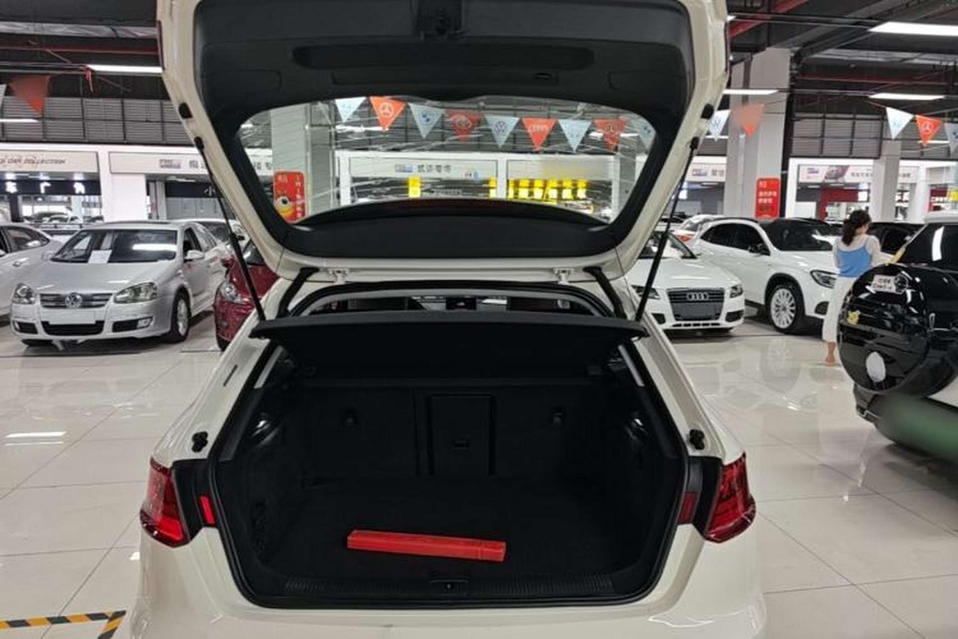 Used Audi A3 2014 Sportback 35 TFSI Automatic Comfort Model Trunk