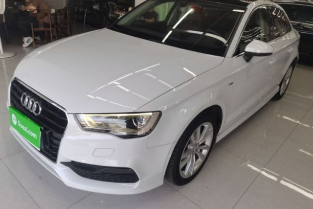 Used Audi A3 2014 Limousine 40 TFSI S line Comfort Model