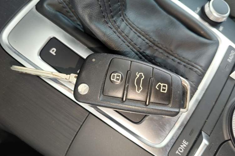 Used Audi A3 2014 Sportback 35 TFSI Automatic Comfort Model Vehicle Key