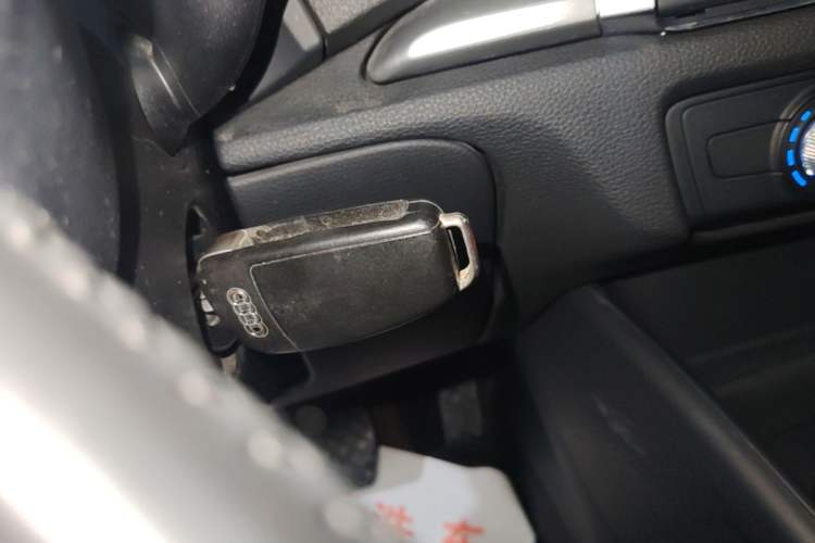 Used Audi A3 2014 Sportback 35 TFSI Automatic Ambition Edition Vehicle Key