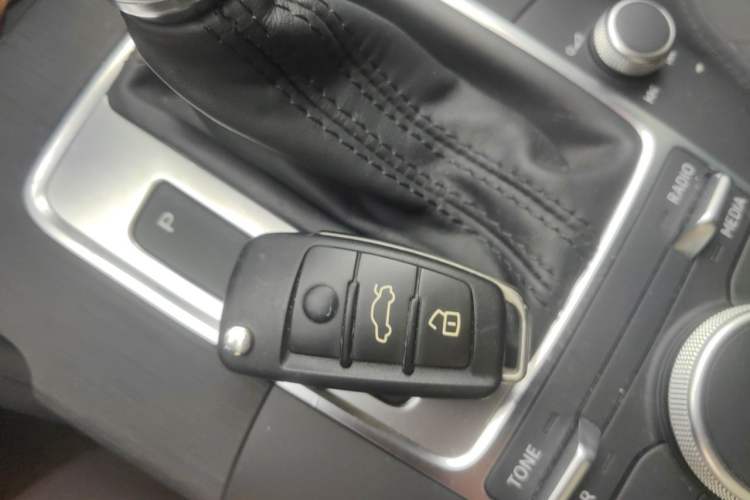 Used Audi A3 2014 Sportback 35 TFSI Automatic Style Edition Vehicle Key