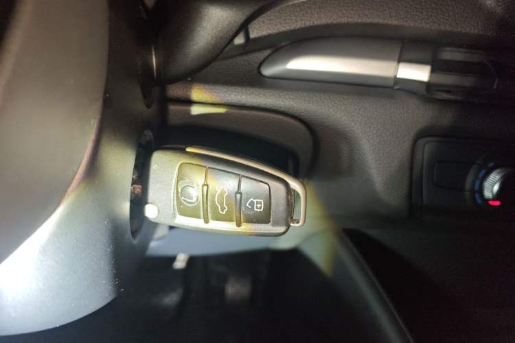 Used Audi A3 2014 Sportback 35 TFSI Automatic Ambition Edition Vehicle Key