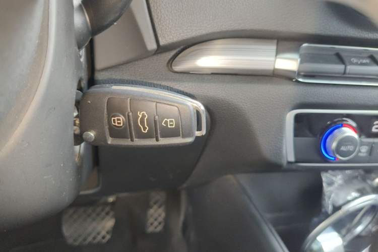 Used Audi A3 2014 Sportback 35 TFSI Automatic Comfort Model Vehicle Key