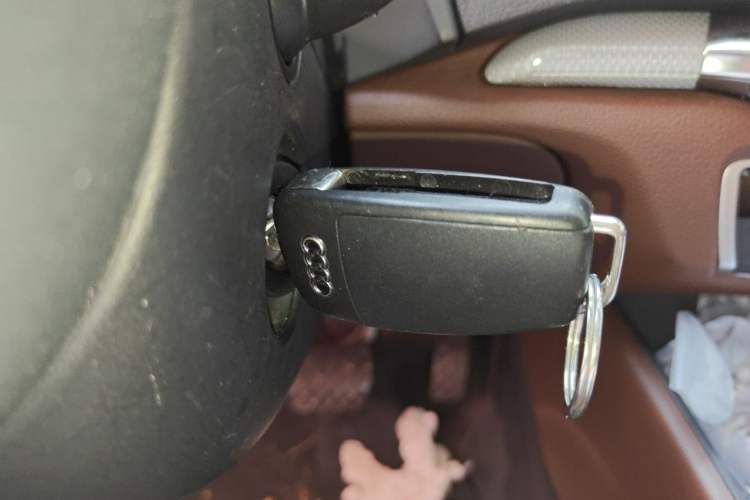 Used Audi A3 2014 Sportback 40 TFSI S line Luxury Model Vehicle Key
