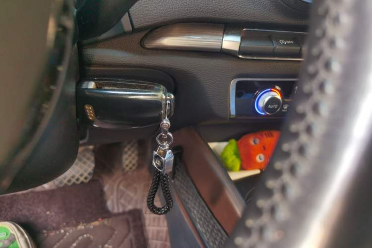 Used Audi A3 2014 Sportback 35 TFSI Automatic Comfort Model Vehicle Key