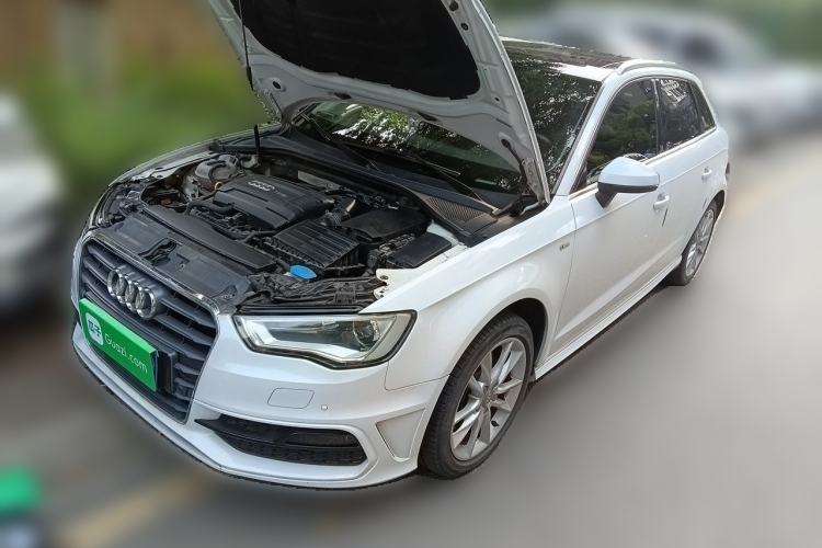 Used Audi A3 2014 Sportback 40 TFSI S line Luxury Model Guazi used car, China used car export, Used car for sale, Used Audi cars, Cheapest cars for sale