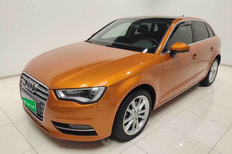 Used Audi A3 2014 Sportback 35 TFSI Automatic Comfort Model Guazi used car, China used car export, Used car for sale, Used cars, Cheapest cars for sale