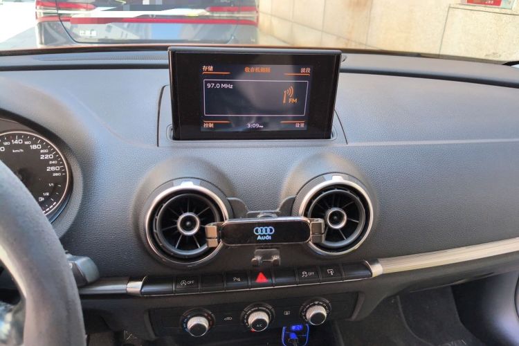 Used Audi A3 2014 Sportback 35 TFSI Automatic Style Edition Audio And AC Panel